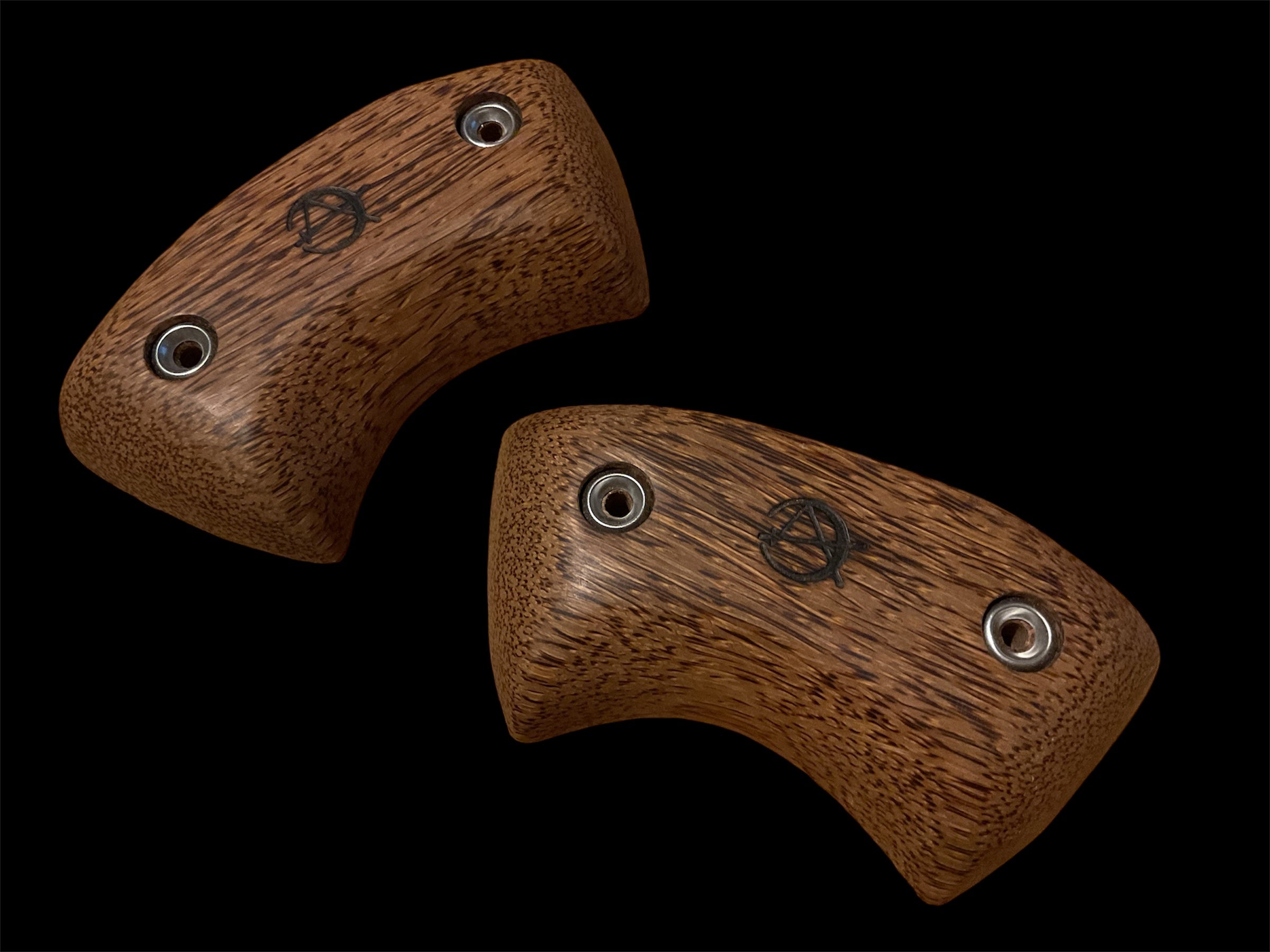red palm fang crimps